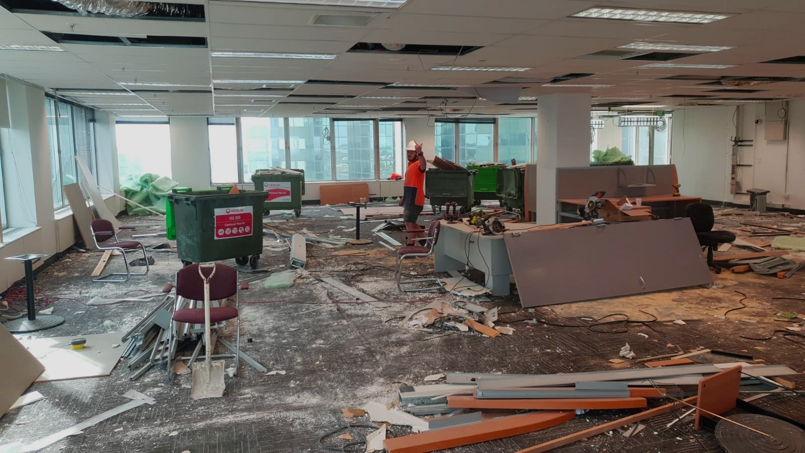 Office Dismantled Scrap, Best Scrap Byuer In Dammam
